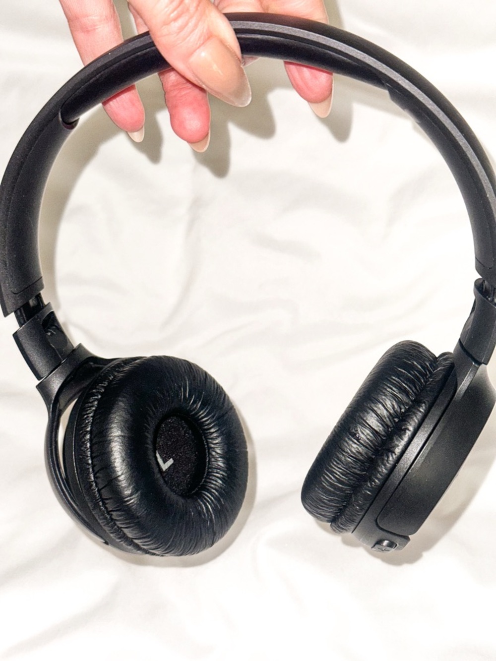 JBL TUNE510BT Black On-Ear Headphones